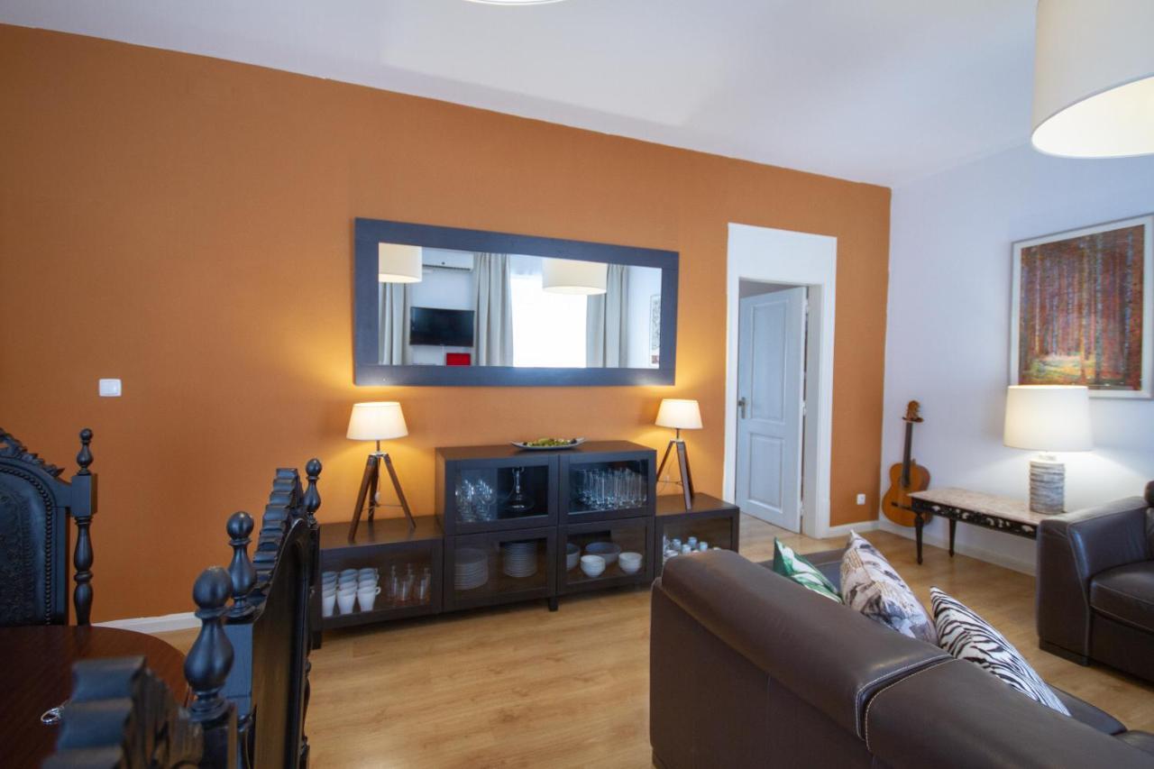 Sweet Lisbon Arts Apartment Bagian luar foto