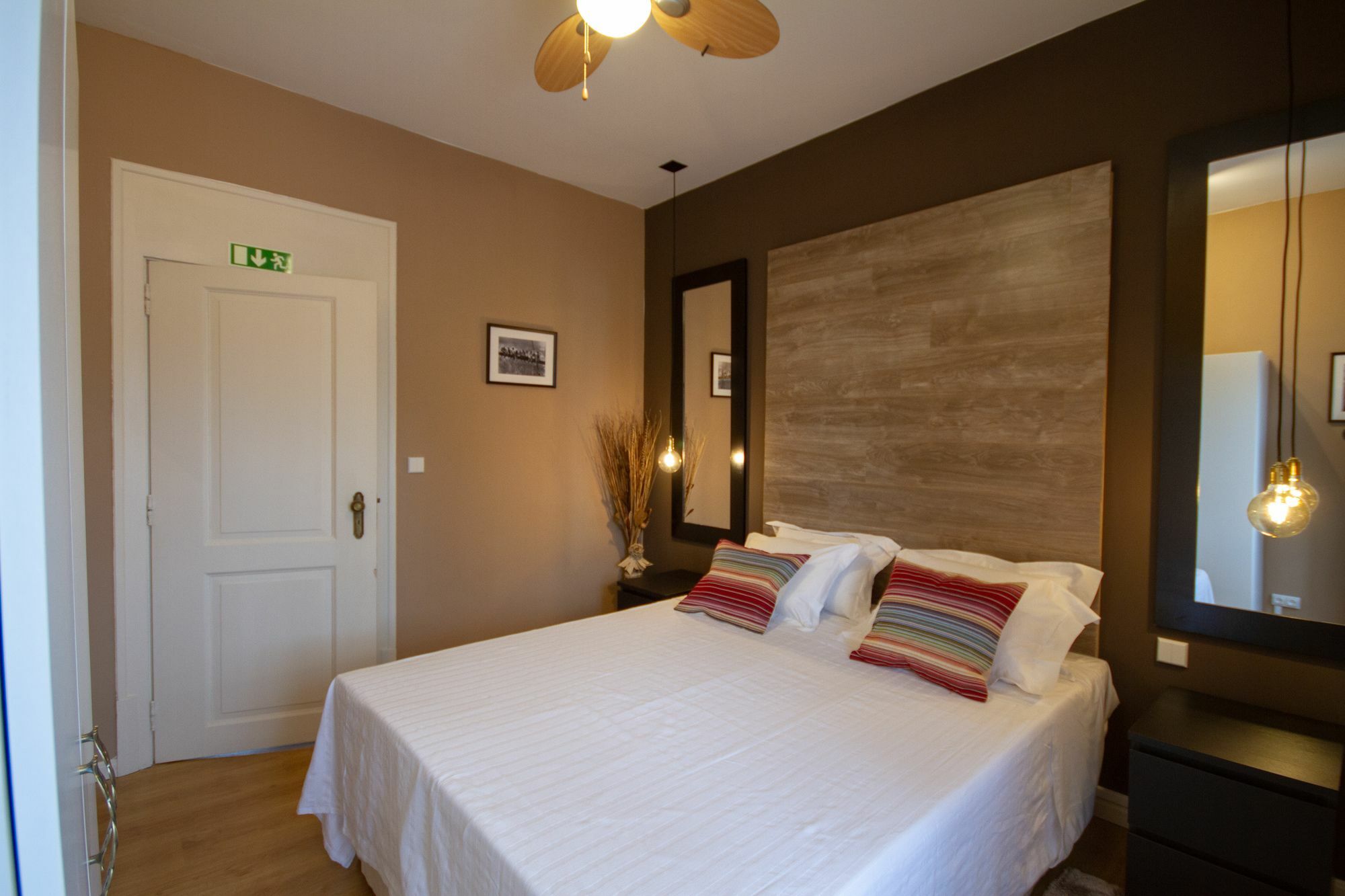 Sweet Lisbon Arts Apartment Bagian luar foto